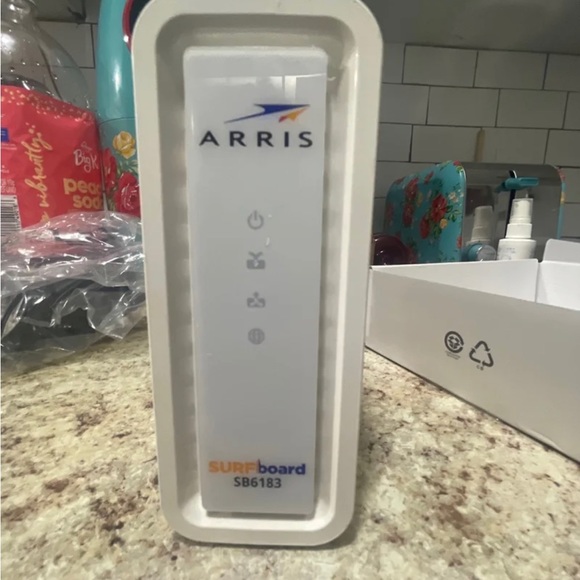 Arris modem - Picture 2 of 4